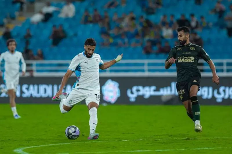 في غياب حجازي.. بن رحمة يقود نيوم للفوز على الخلود في غياب حجازي.. بن رحمة يقود نيوم للفوز على الخلود