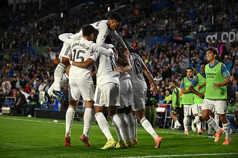 قائمة ريال مدريد لمواجهة برشلونة في الكلاسيكو قائمة ريال مدريد لمواجهة برشلونة في الكلاسيكو